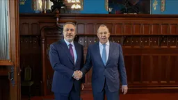 Llavrov: Istanbuli është vendi i mundshëm për raundin e dytë të bisedimeve për paqe në Ukrainë